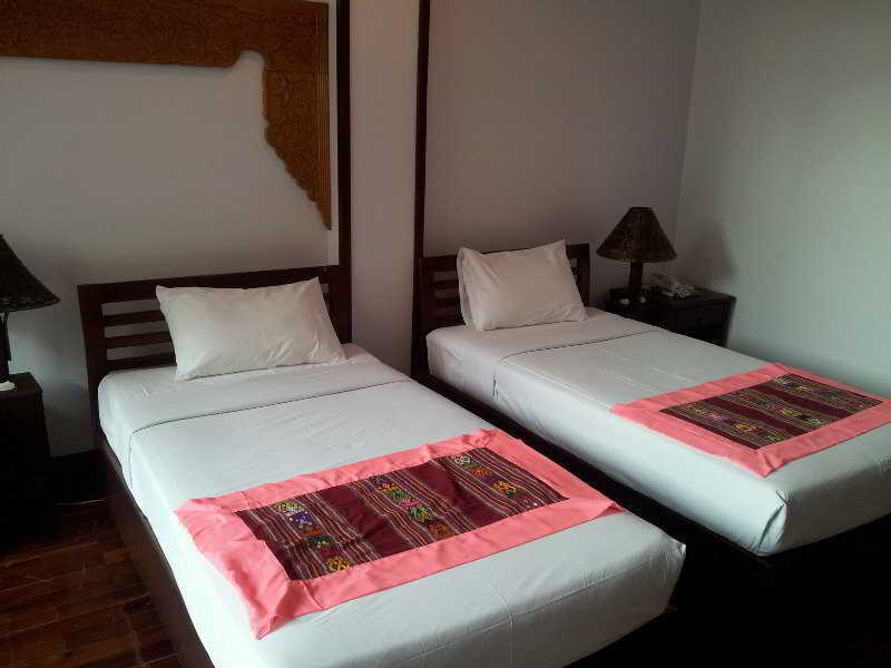 Sengtawan Riverside Hotel Vientiane Exterior photo