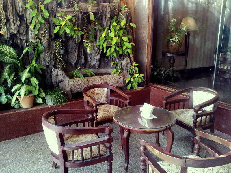 Sengtawan Riverside Hotel Vientiane Exterior photo